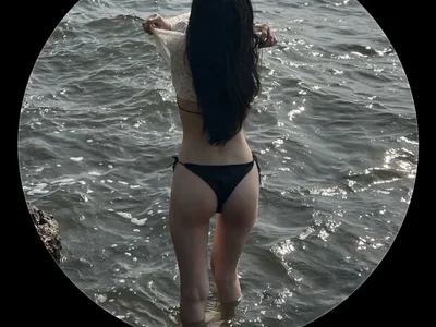 Thy_Thy English speaking webcam model